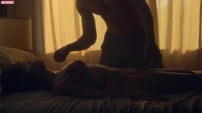 Тиффани Бун