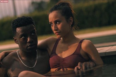 Зения Маршалл