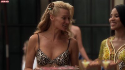 Андреа Пауэлл