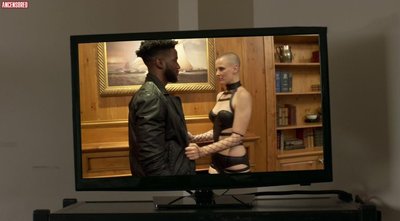 Шэрон Блинн