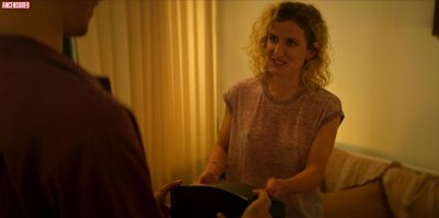 Антония Бурези