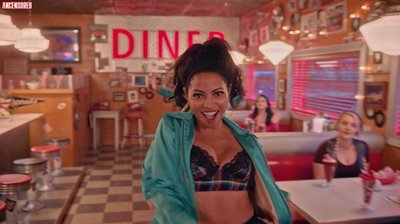 Камилла Хайд