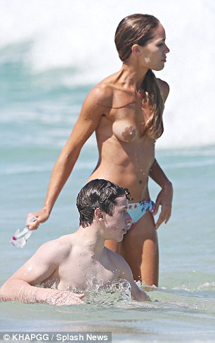 Марисса Уинн