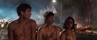 Маккензи Дэвис