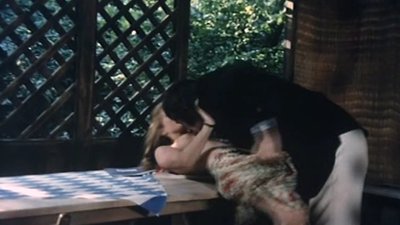 Соня Эмбриз