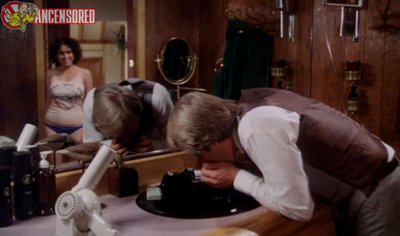 Стейси Нелкин