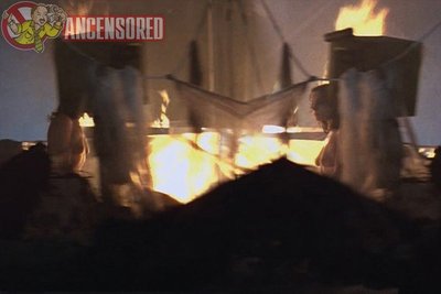 Брук Адамс)