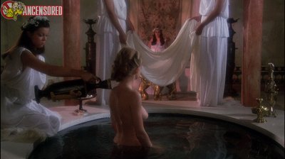 Джуди Боукер