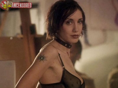 Джулия Вайкель