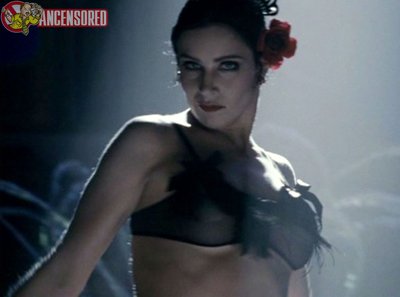 Николь Бобек